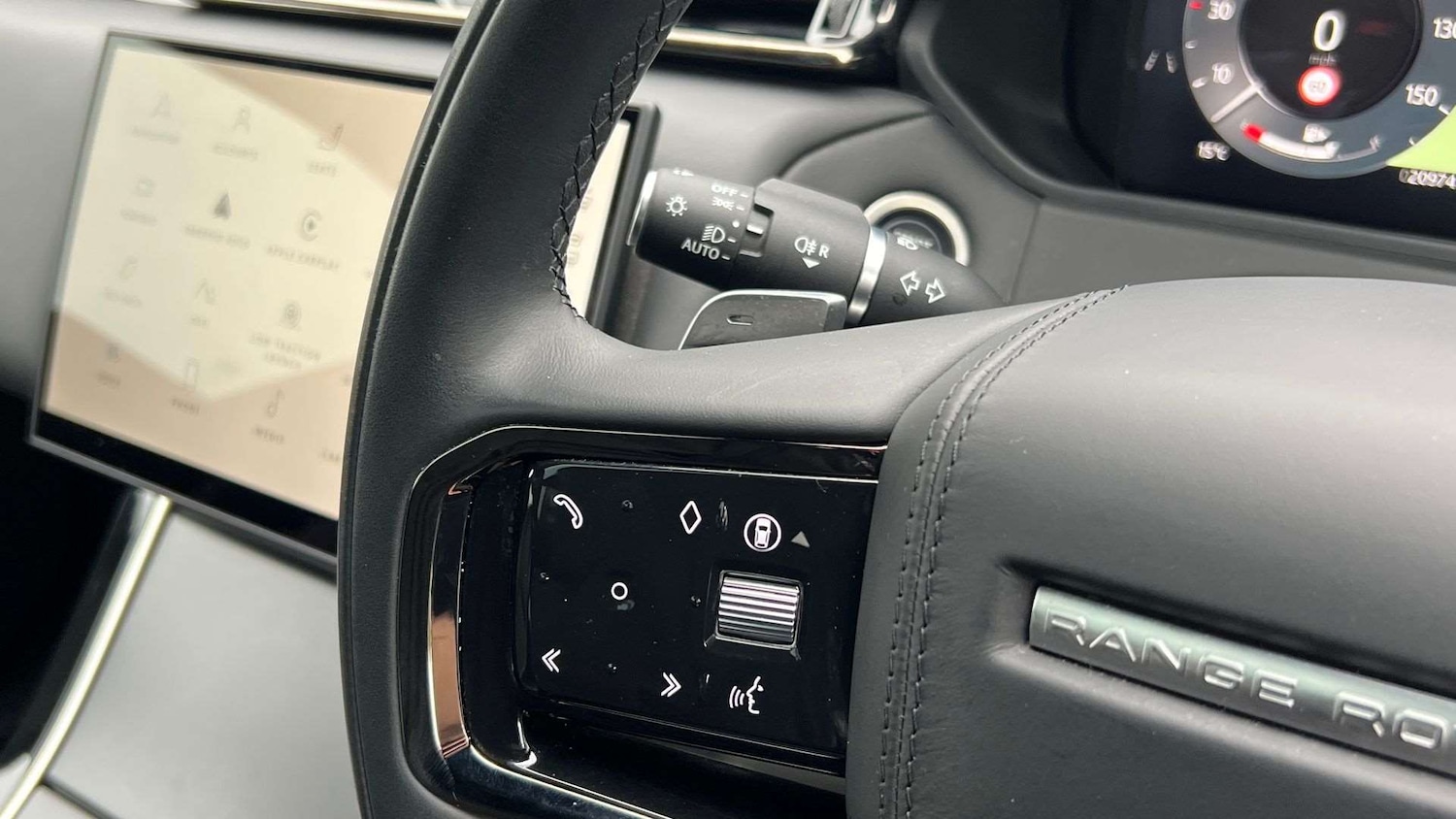 Used Land Rover Range Rover Velar 2024 for sale - 76459874: Photo 34