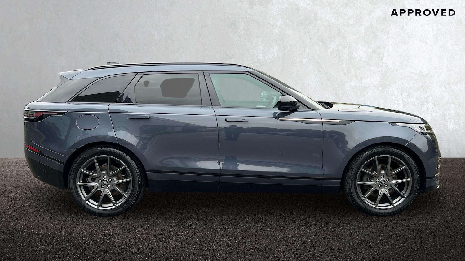 Used Land Rover Range Rover Velar 2024 for sale - 76459874: Photo 5