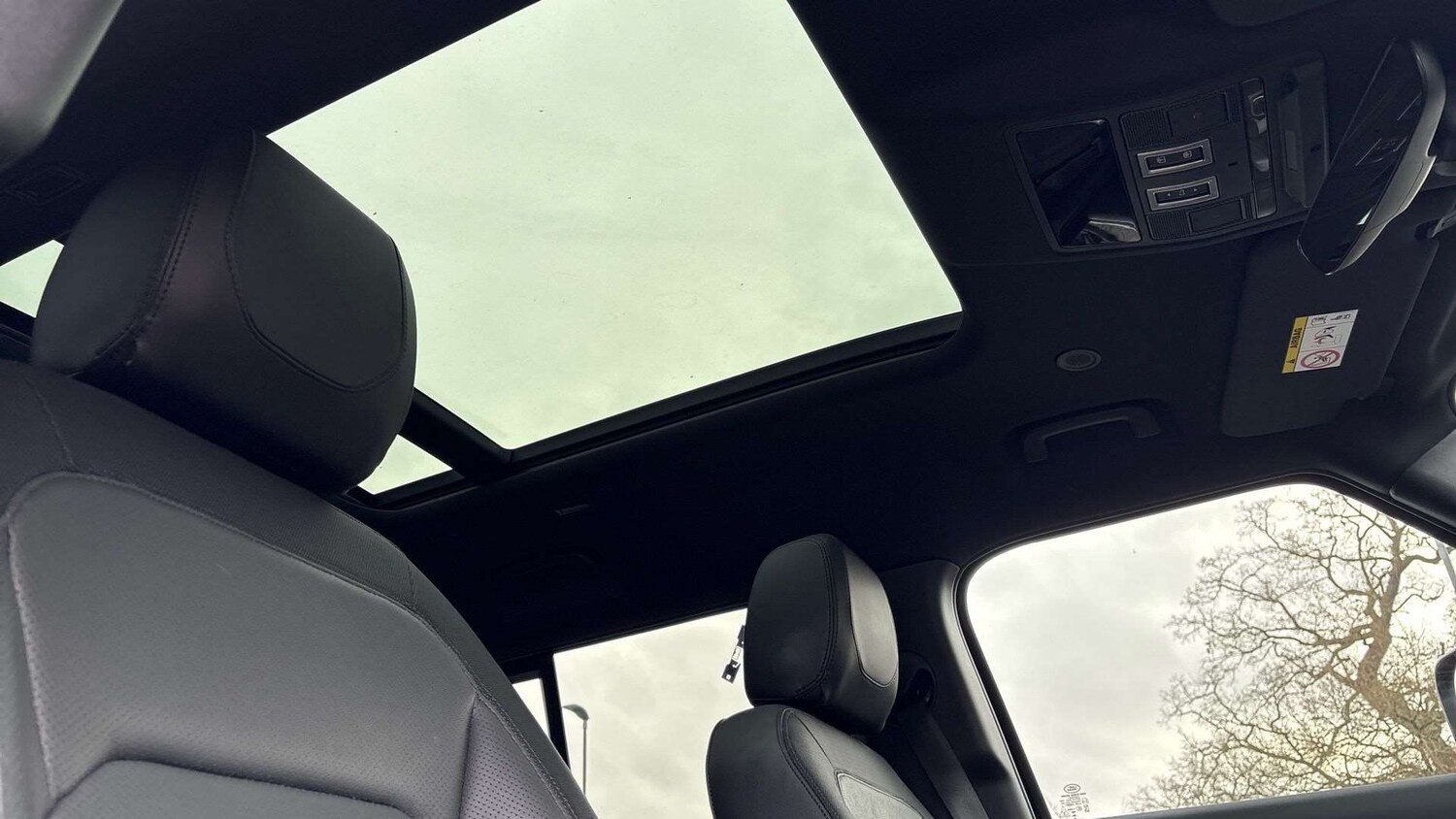 Used Land Rover Defender 2024 for sale - 76587598: Photo 21