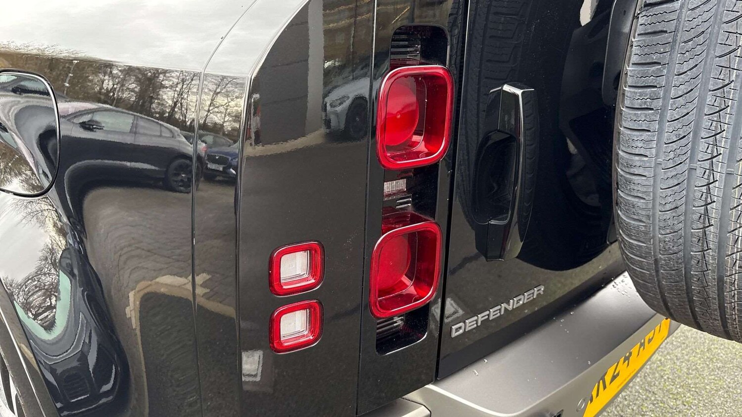 Used Land Rover Defender 2024 for sale - 76587598: Photo 26