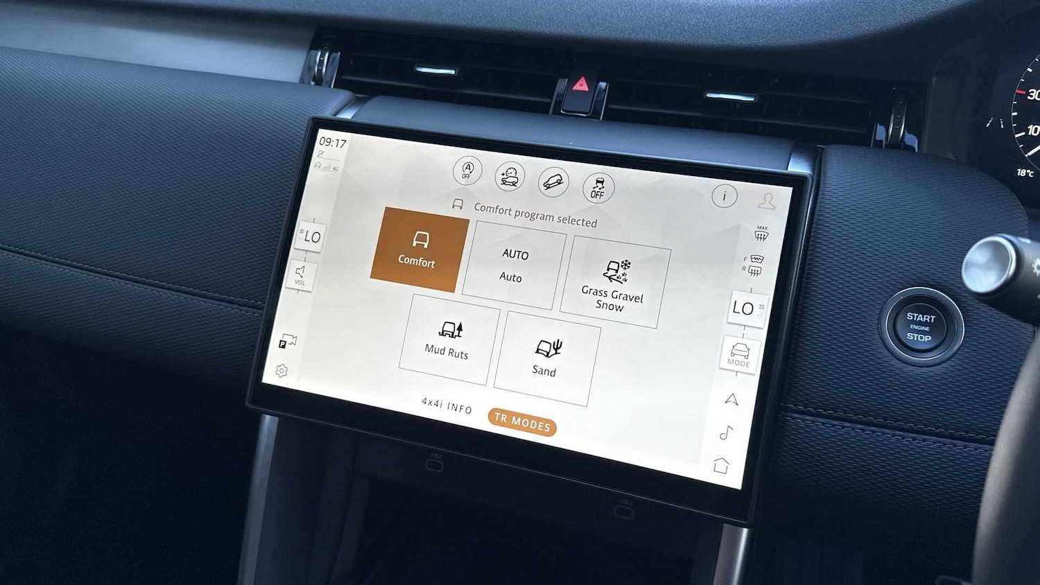 Used Land Rover Discovery Sport 2025 for sale - 76460465: Photo 35