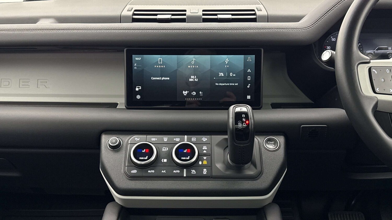 Used Land Rover Defender 2024 for sale - 77526994: Photo 14