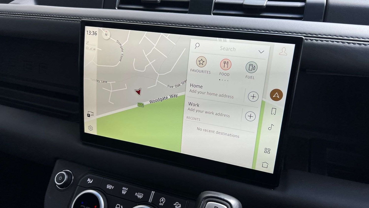 Used Land Rover Defender 2023 for sale - 76460584: Photo 11