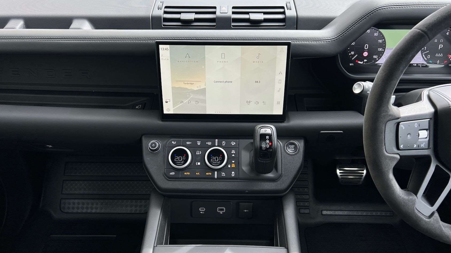 Used Land Rover Defender 2023 for sale - 76460584: Photo 14