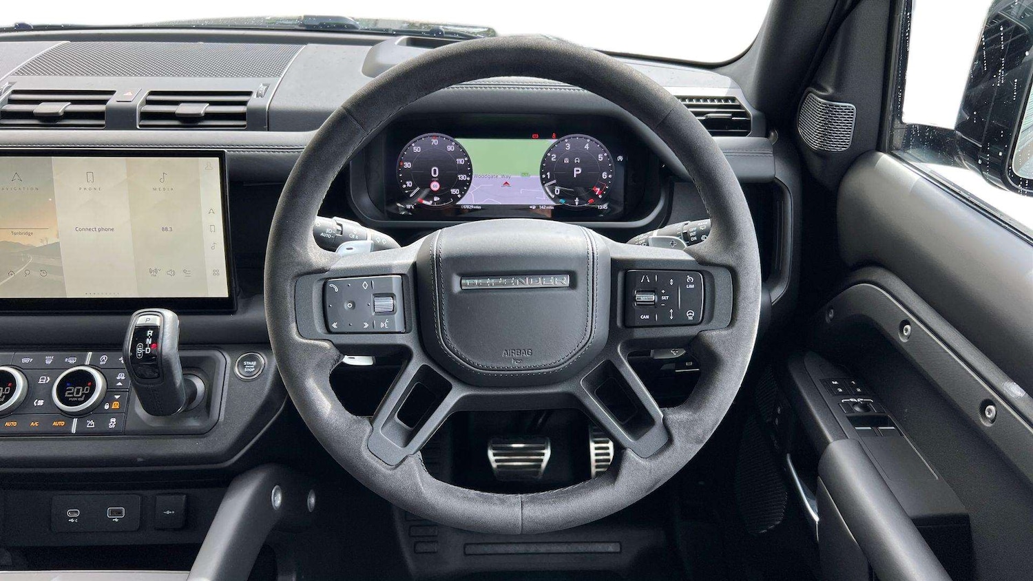 Used Land Rover Defender 2023 for sale - 76460584: Photo 15