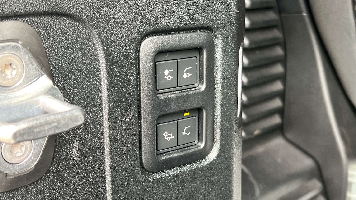 Used Land Rover Defender 2023 for sale - 76460584: Photo 27