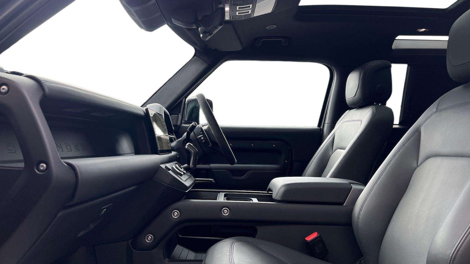 Used Land Rover Defender 2023 for sale - 76460584: Photo 3