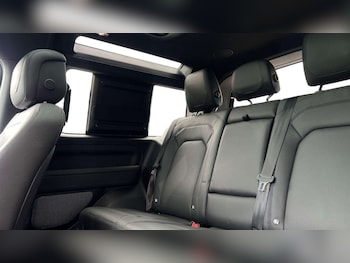 Used Land Rover Defender 2023 for sale - 76460584: Photo