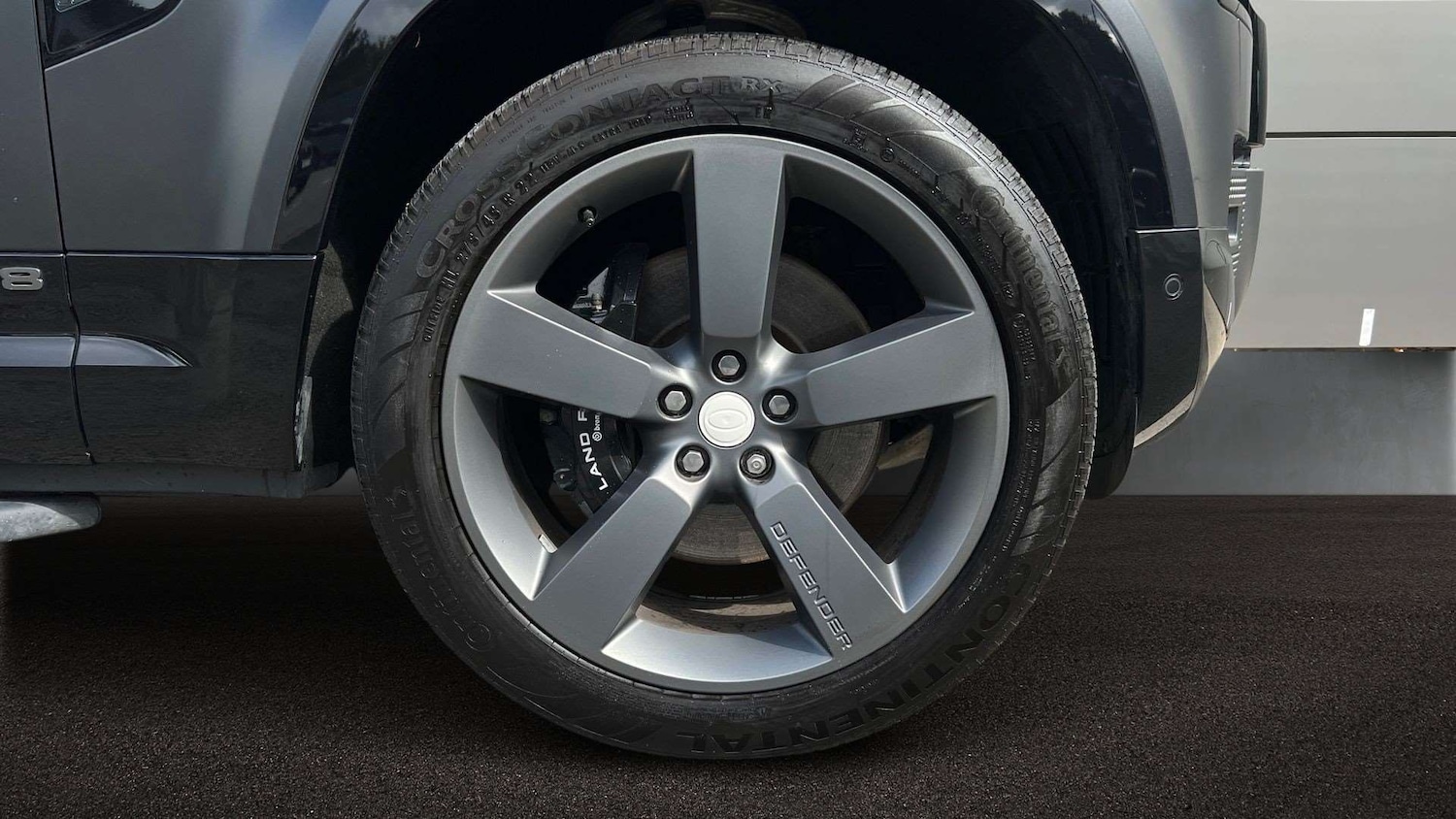 Used Land Rover Defender 2023 for sale - 76460584: Photo 8