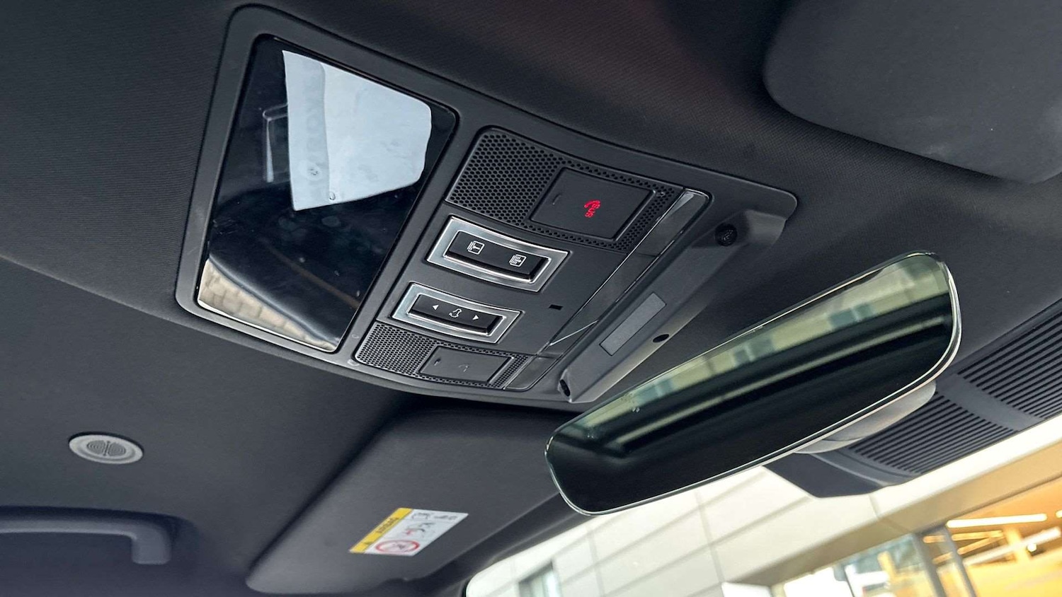 Used Land Rover Defender 2025 for sale - 77308568: Photo 23