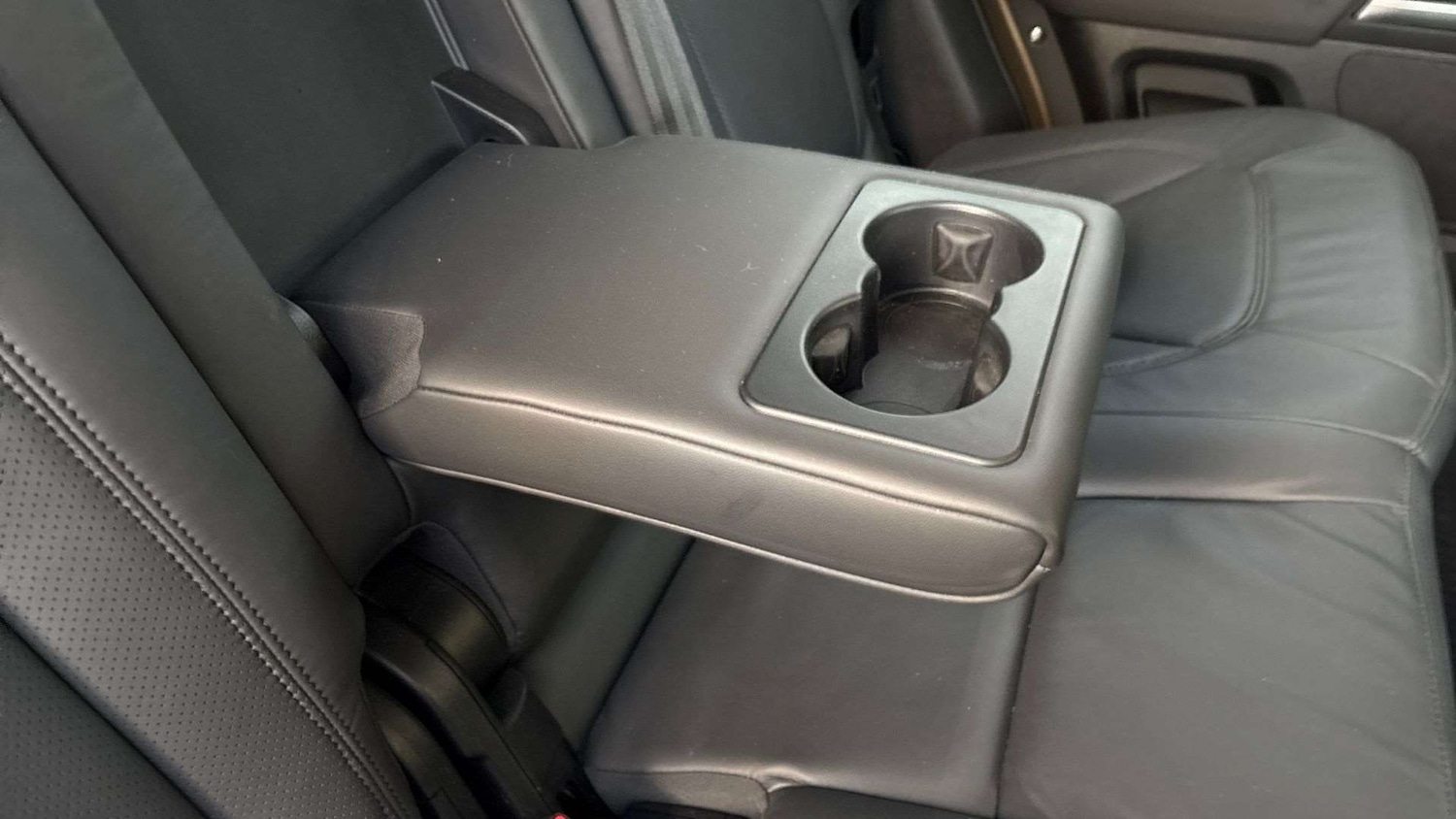 Used Land Rover Defender 2025 for sale - 77308568: Photo 32