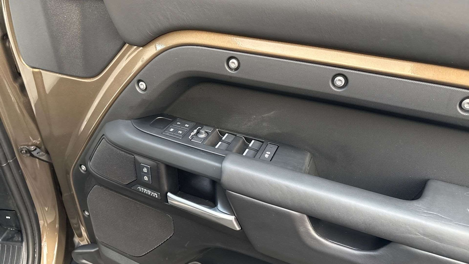 Used Land Rover Defender 2025 for sale - 77308568: Photo 33