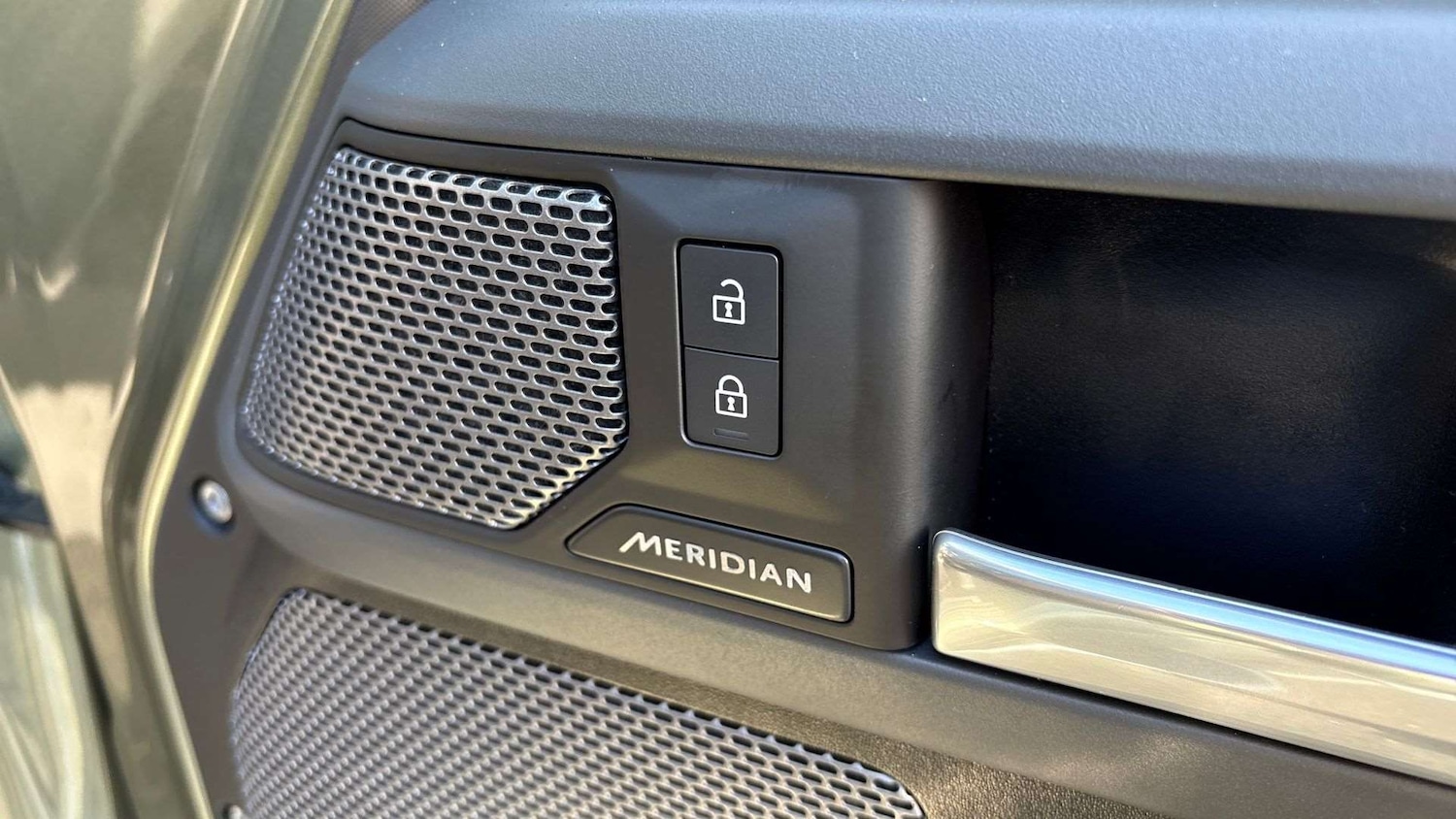 Used Land Rover Defender 2024 for sale - 77270327: Photo 24