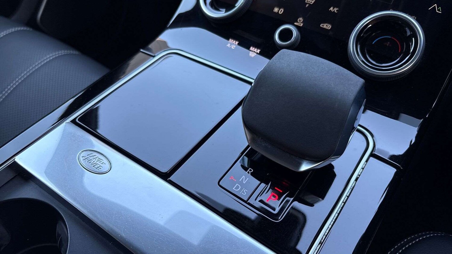 Used Land Rover Range Rover Velar 2022 for sale - 77740914: Photo 13