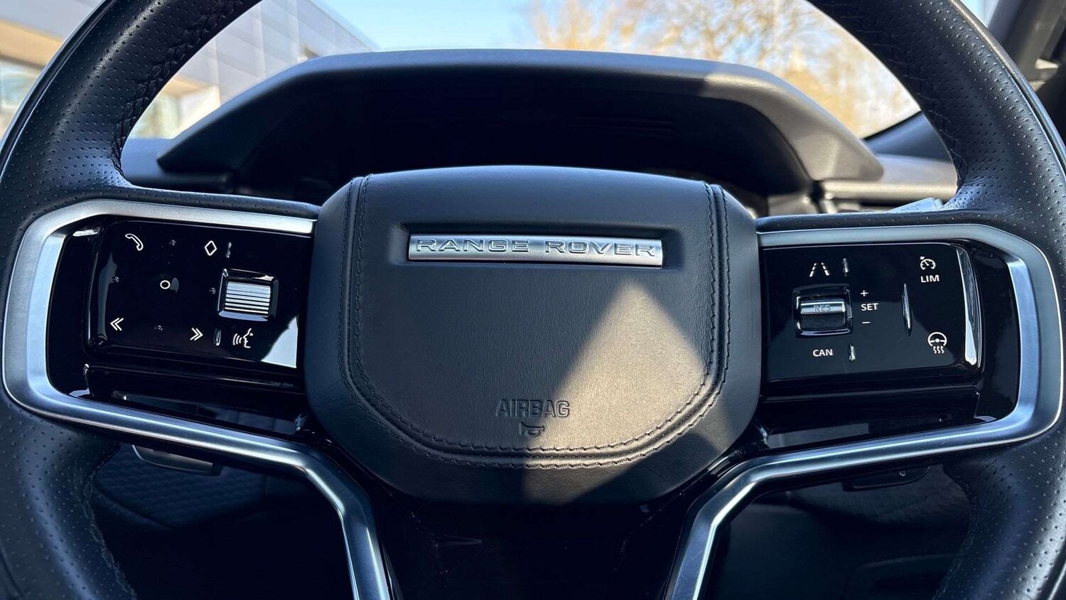 Used Land Rover Range Rover Velar 2022 for sale - 77740914: Photo 34