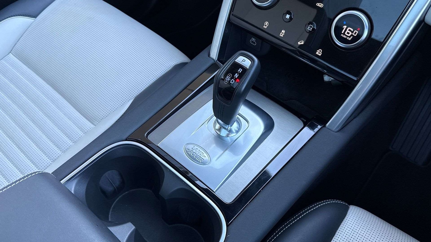 Used Land Rover Discovery Sport 2023 for sale - 76460070: Photo 13