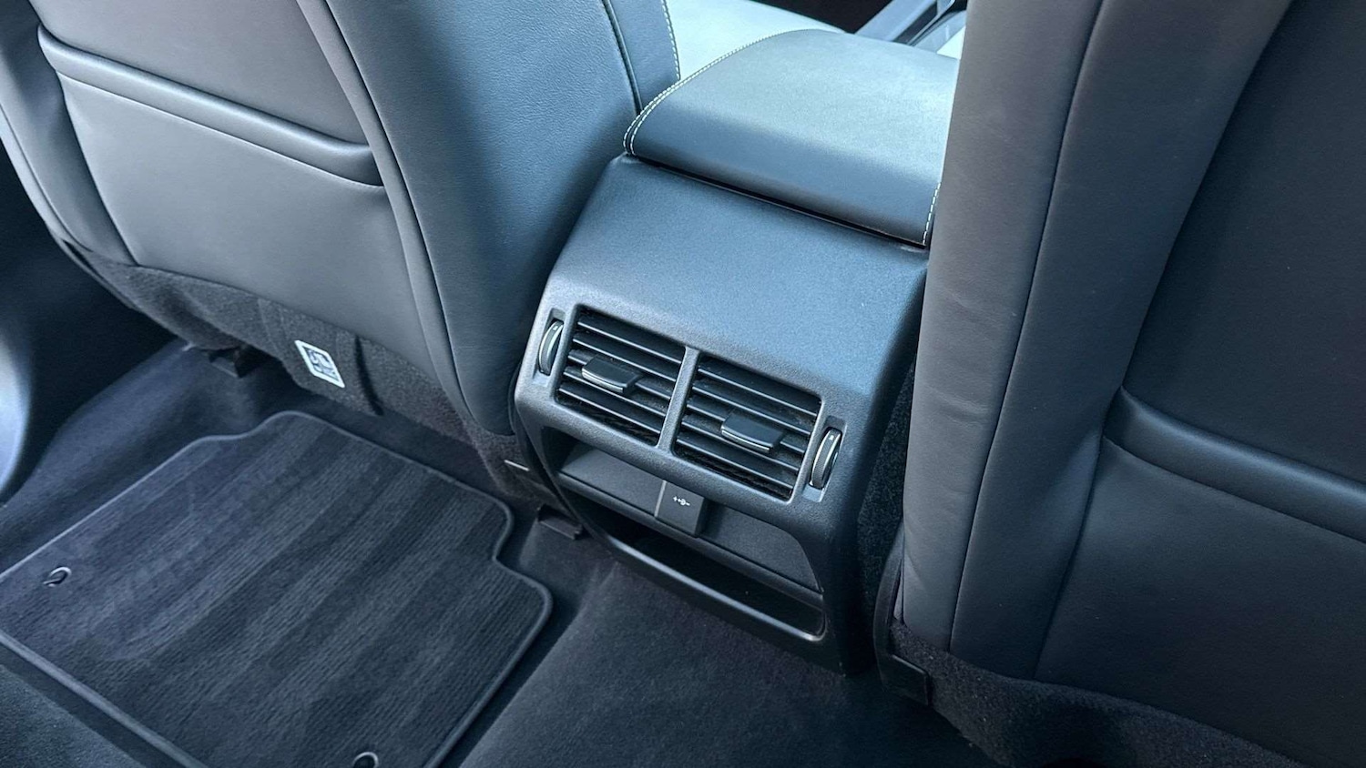 Used Land Rover Discovery Sport 2023 for sale - 76460070: Photo 18