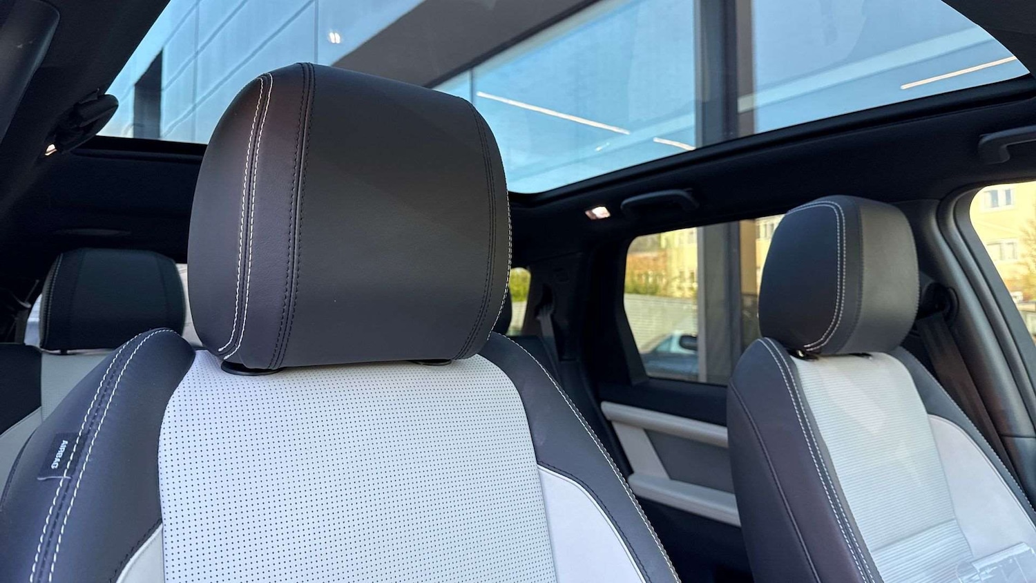 Used Land Rover Discovery Sport 2023 for sale - 76460070: Photo 22