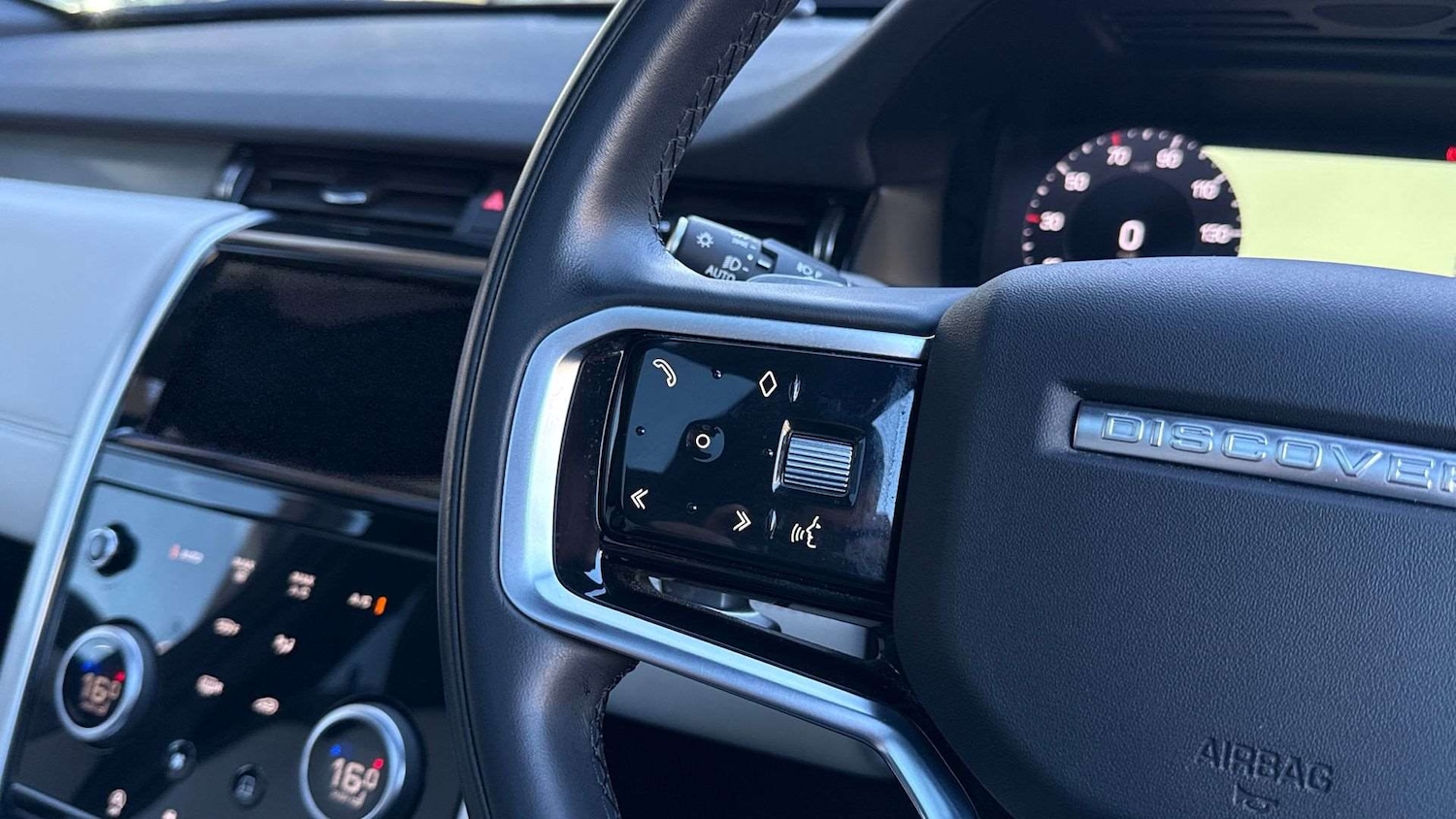 Used Land Rover Discovery Sport 2023 for sale - 76460070: Photo 27