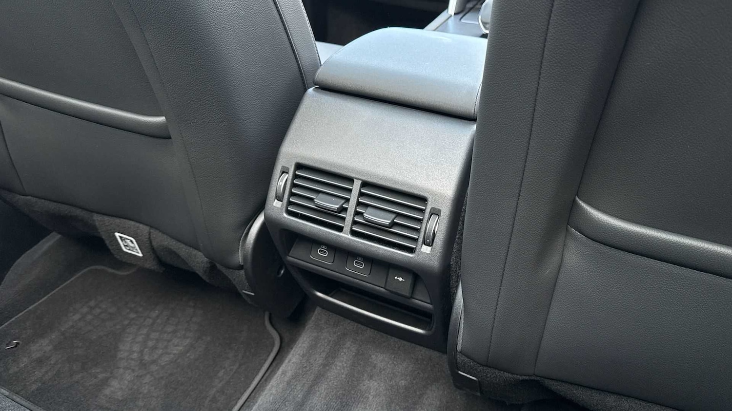 Used Land Rover Discovery Sport 2025 for sale - 76460562: Photo 18