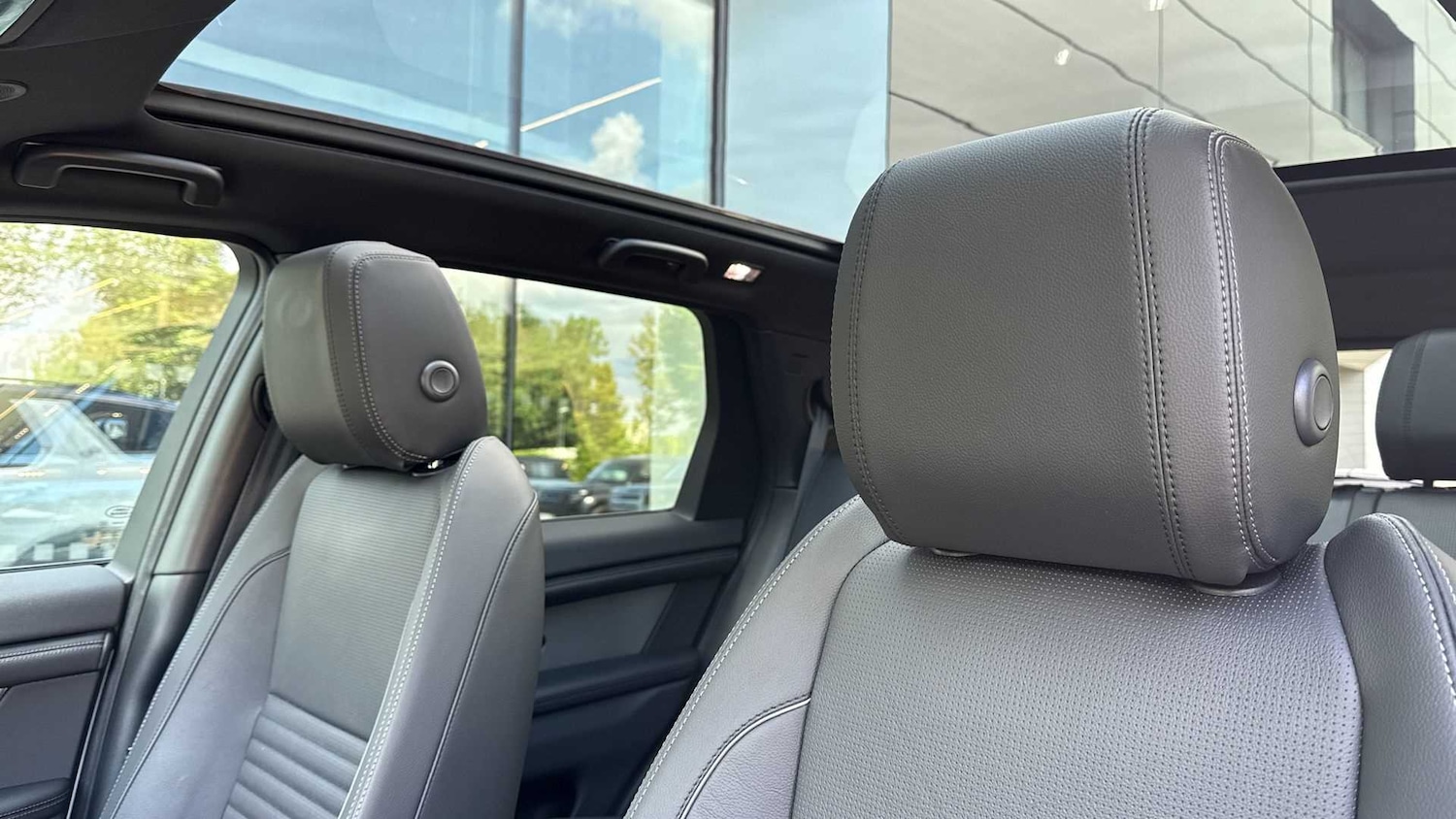 Used Land Rover Discovery Sport 2025 for sale - 76460562: Photo 22