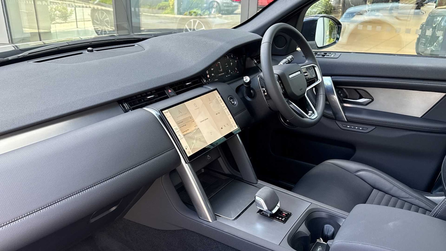 Used Land Rover Discovery Sport 2025 for sale - 76460562: Photo 23