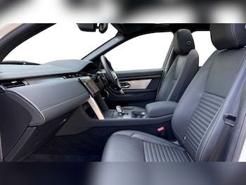 Used Land Rover Discovery Sport 2025 for sale - 76460562: Photo