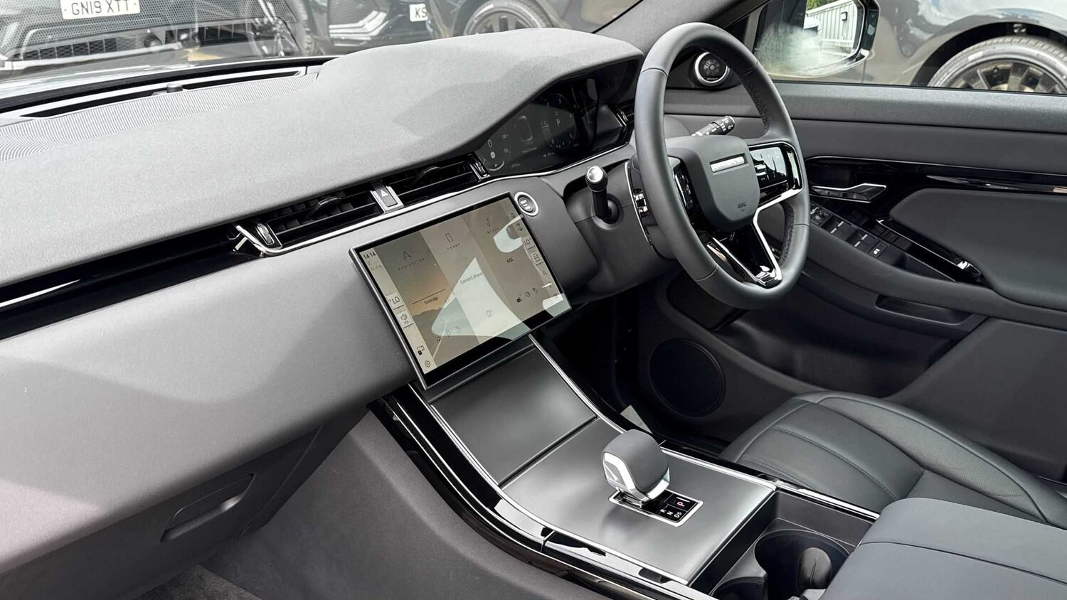 Used Land Rover Range Rover Evoque 2025 for sale - 76460055: Photo 23