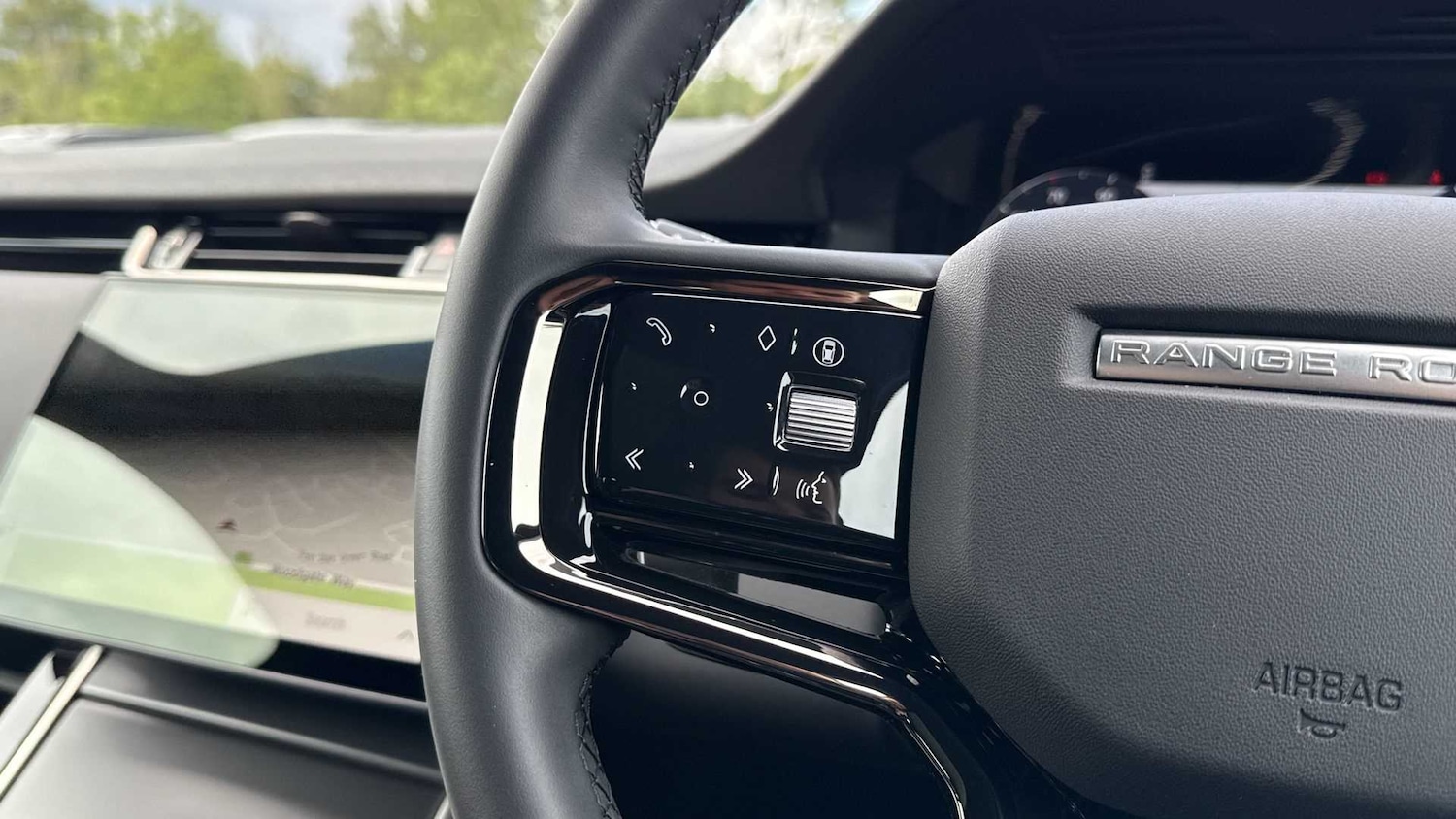 Used Land Rover Range Rover Evoque 2025 for sale - 76460055: Photo 27