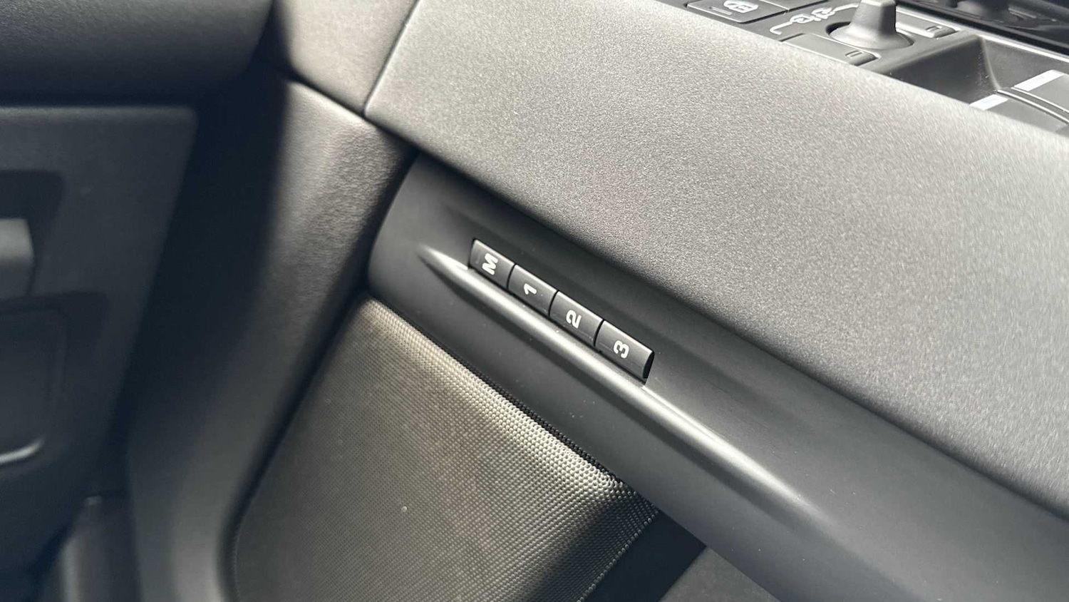 Used Land Rover Range Rover Evoque 2025 for sale - 76460055: Photo 31