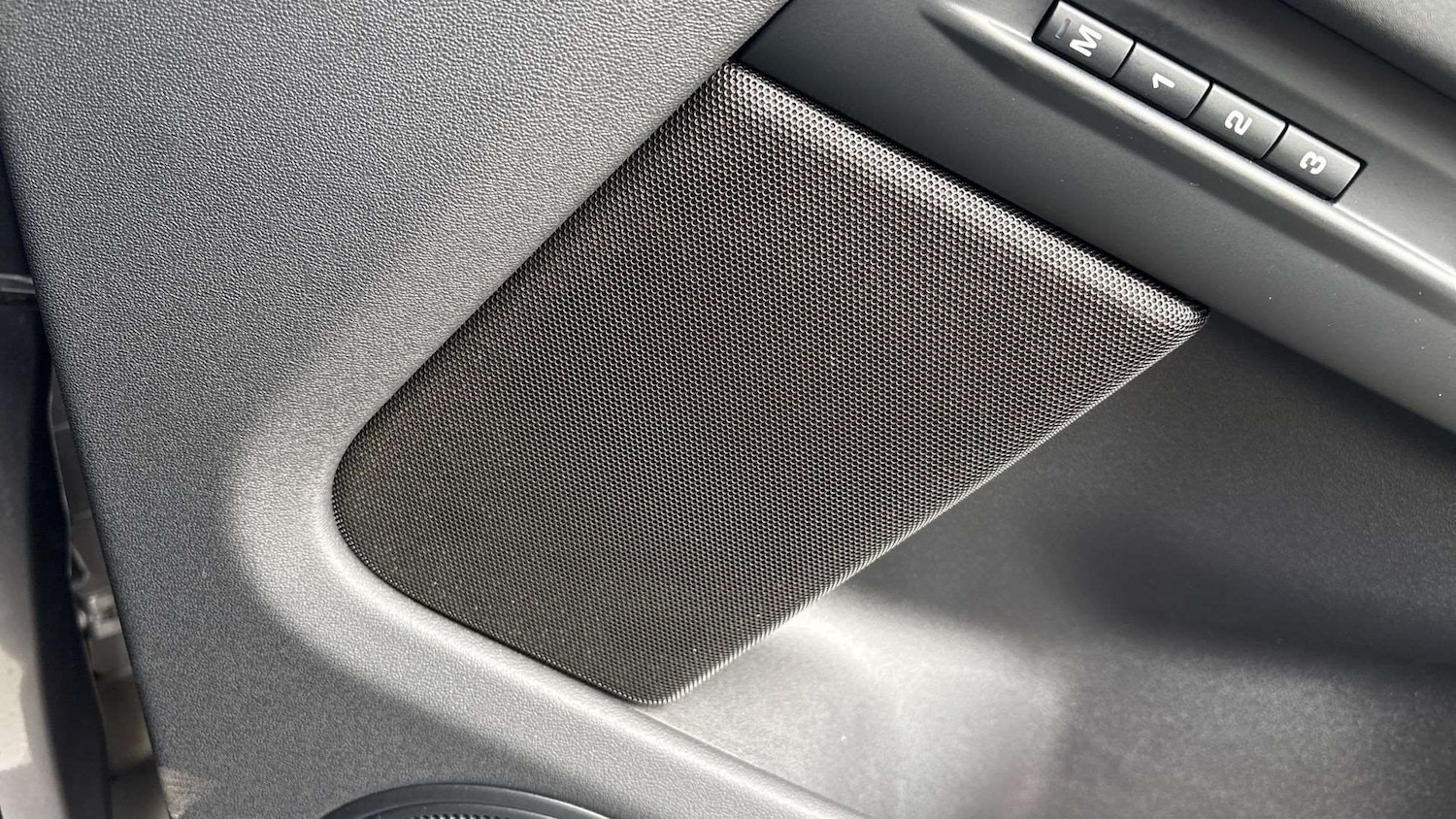 Used Land Rover Range Rover Evoque 2025 for sale - 77526898: Photo 24