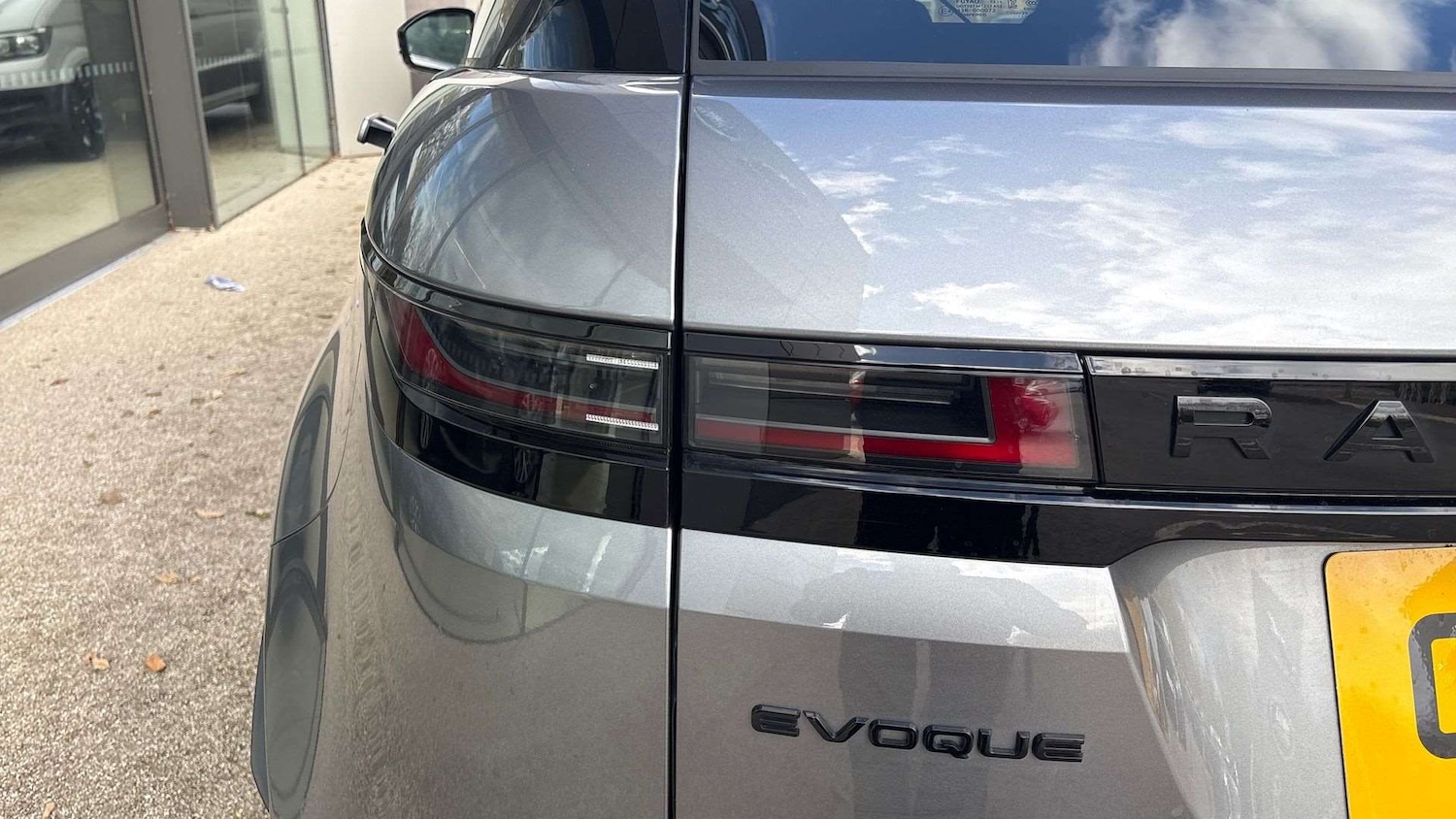 Used Land Rover Range Rover Evoque 2025 for sale - 77526898: Photo 26