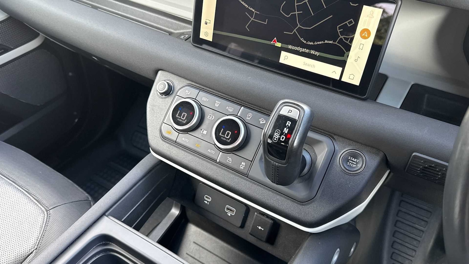 Used Land Rover Defender 2023 for sale - 76460349: Photo 13