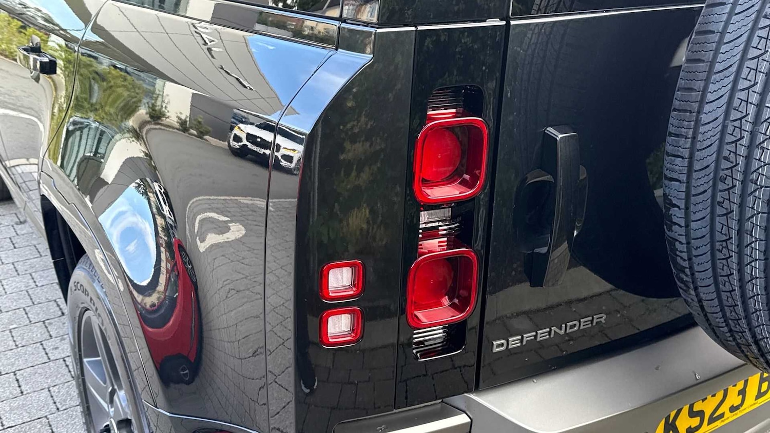 Used Land Rover Defender 2023 for sale - 76460349: Photo 19