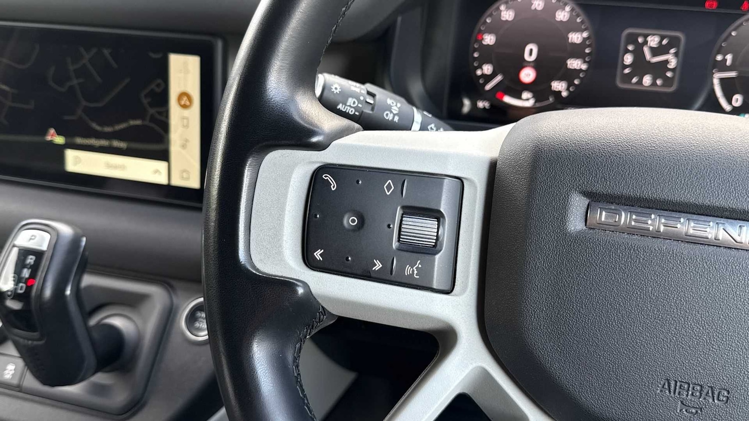 Used Land Rover Defender 2023 for sale - 76460349: Photo 27