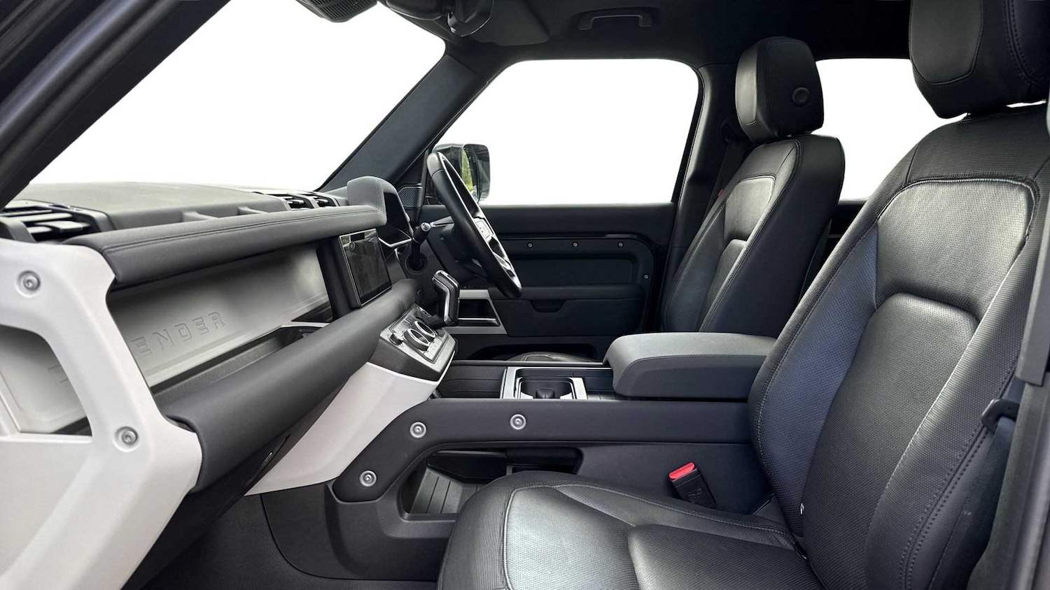 Used Land Rover Defender 2023 for sale - 76460349: Photo 3