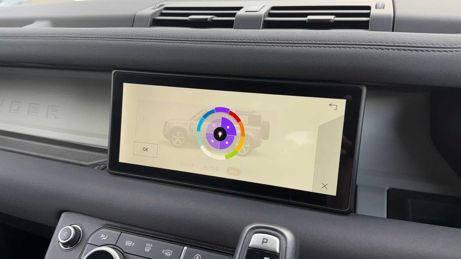 Used Land Rover Defender 2023 for sale - 76460349: Photo 34