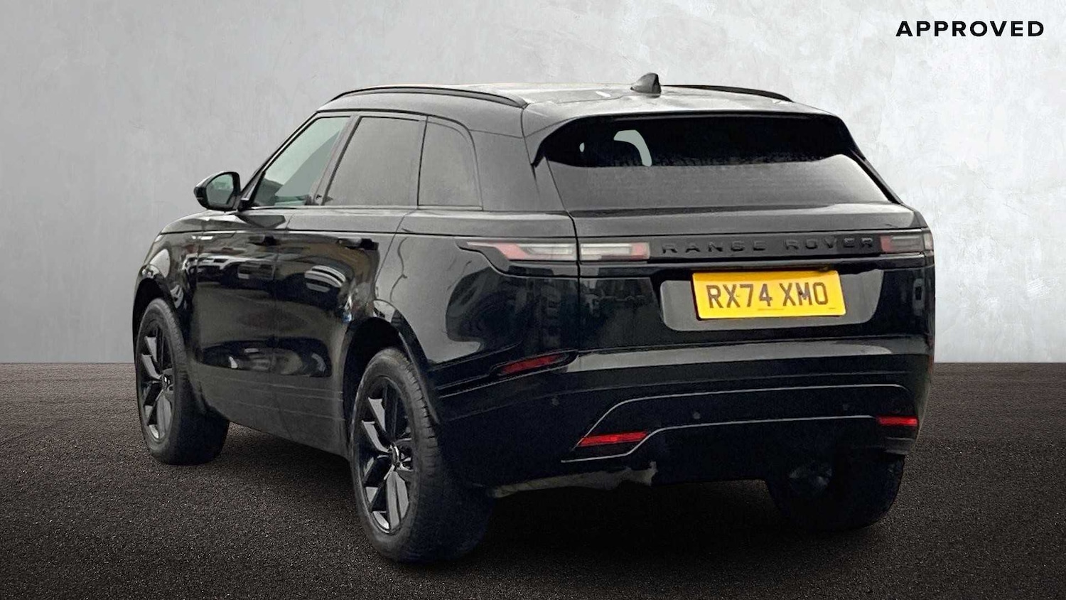 Used Land Rover Range Rover Velar 2024 for sale - 76460481: Photo 2