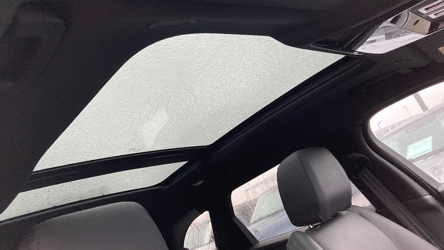 Used Land Rover Range Rover Velar 2024 for sale - 76460481: Photo 20