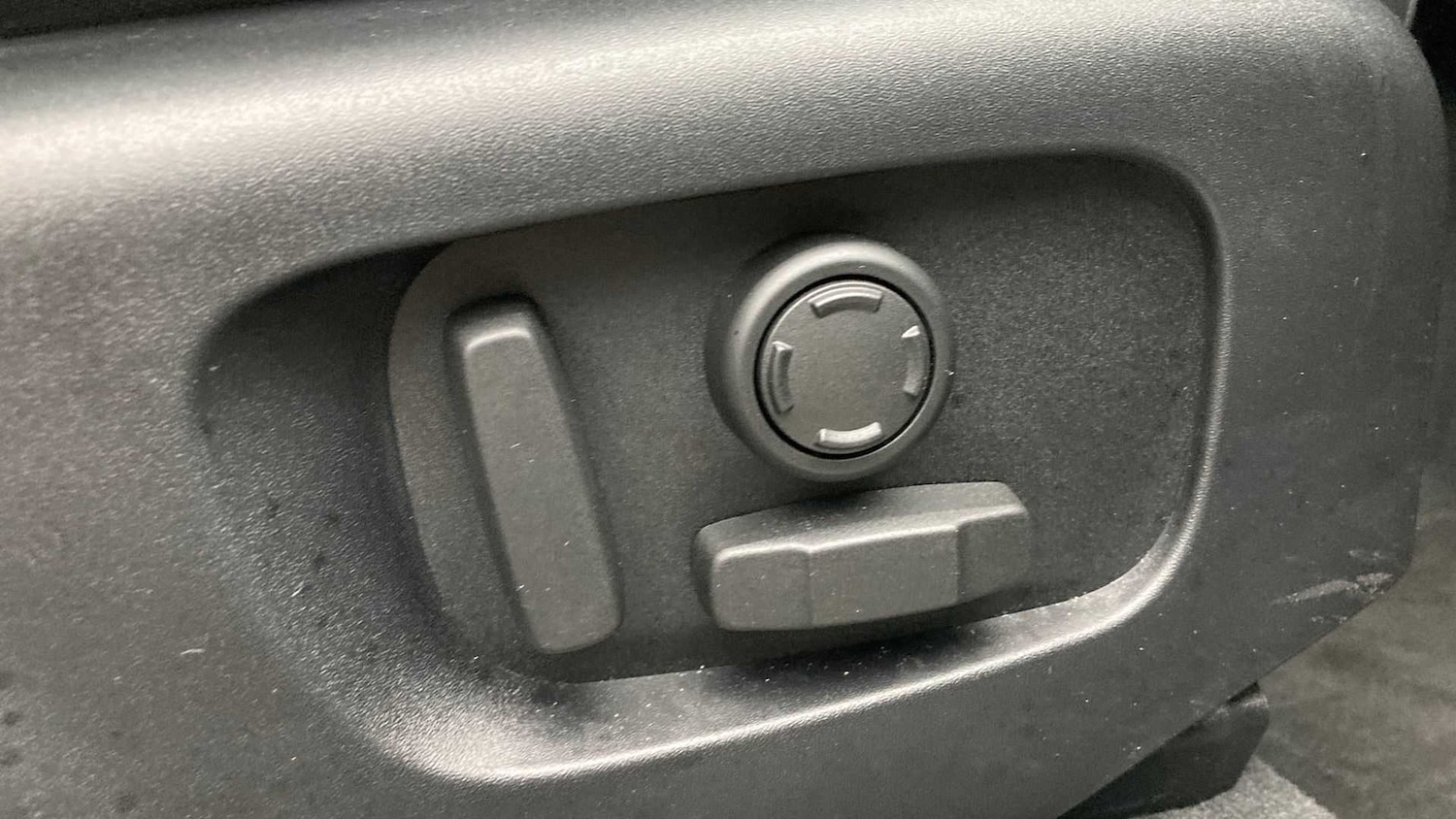 Used Land Rover Range Rover Velar 2024 for sale - 76460481: Photo 22