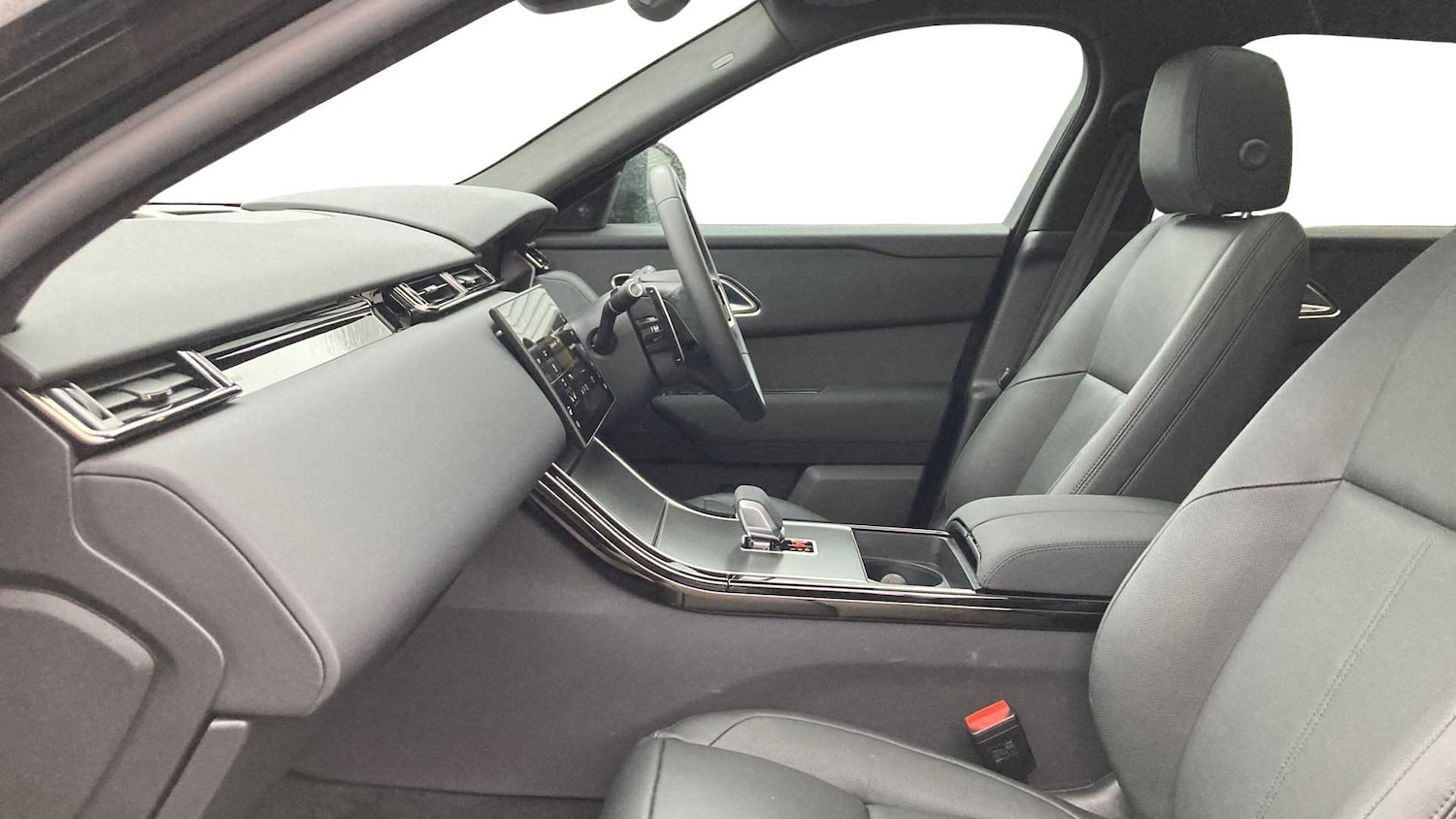 Used Land Rover Range Rover Velar 2024 for sale - 76460481: Photo 3