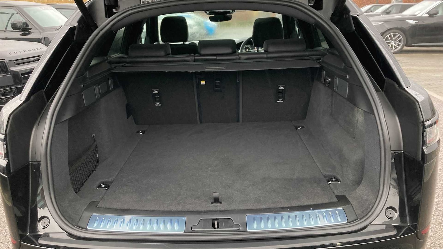 Used Land Rover Range Rover Velar 2024 for sale - 76460481: Photo 9