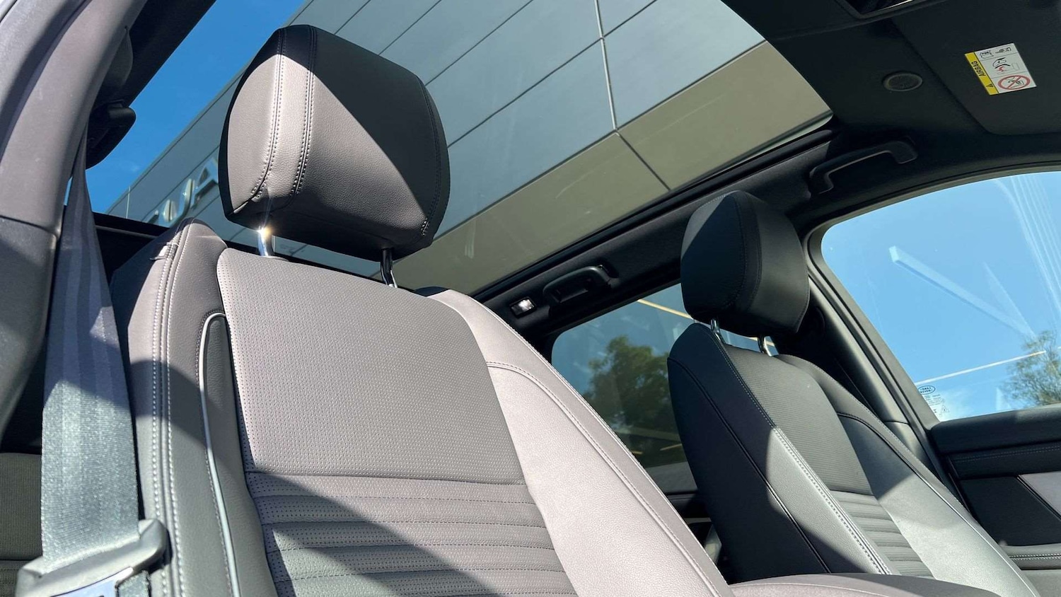 Used Land Rover Discovery Sport 2025 for sale - 76460305: Photo 21