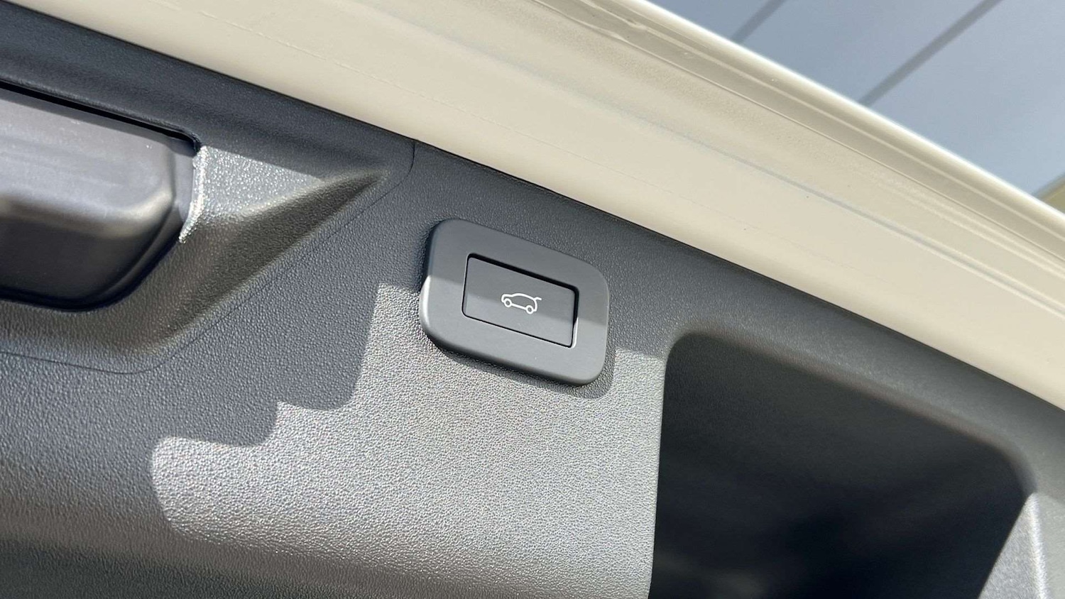 Used Land Rover Discovery Sport 2025 for sale - 76460305: Photo 26