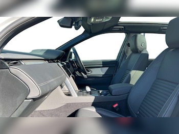 Used Land Rover Discovery Sport 2025 for sale - 76460305: Photo