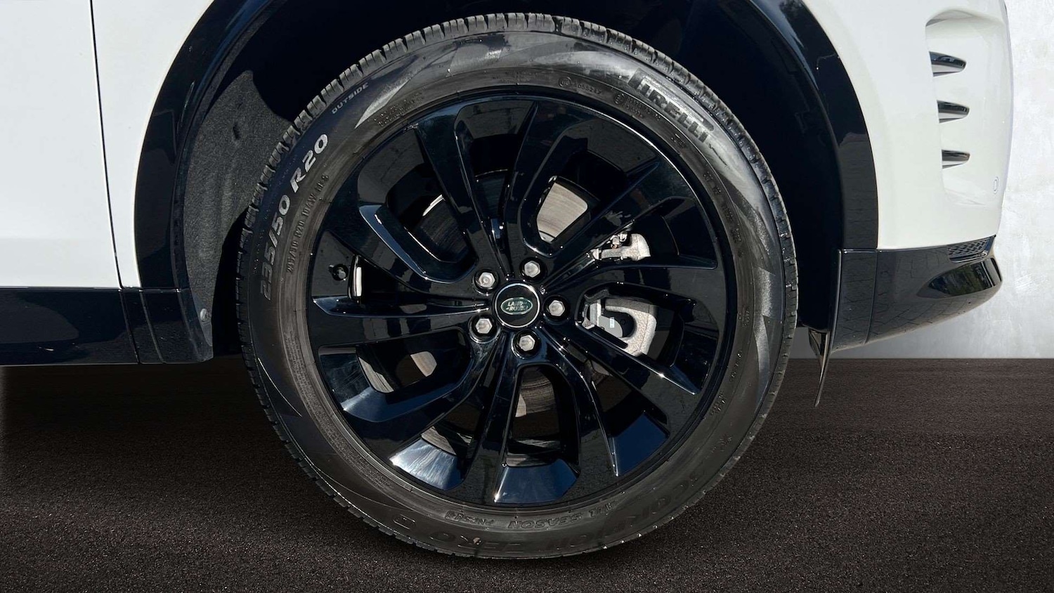 Used Land Rover Discovery Sport 2025 for sale - 76460305: Photo 8