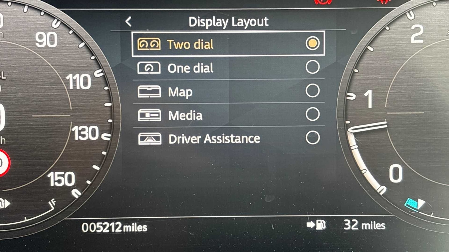 Used Land Rover Defender 2023 for sale - 76460085: Photo 30