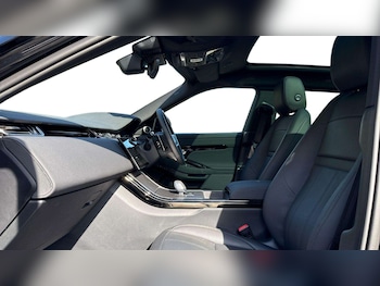 Used Land Rover Range Rover Evoque 2025 for sale - 76460306: Photo