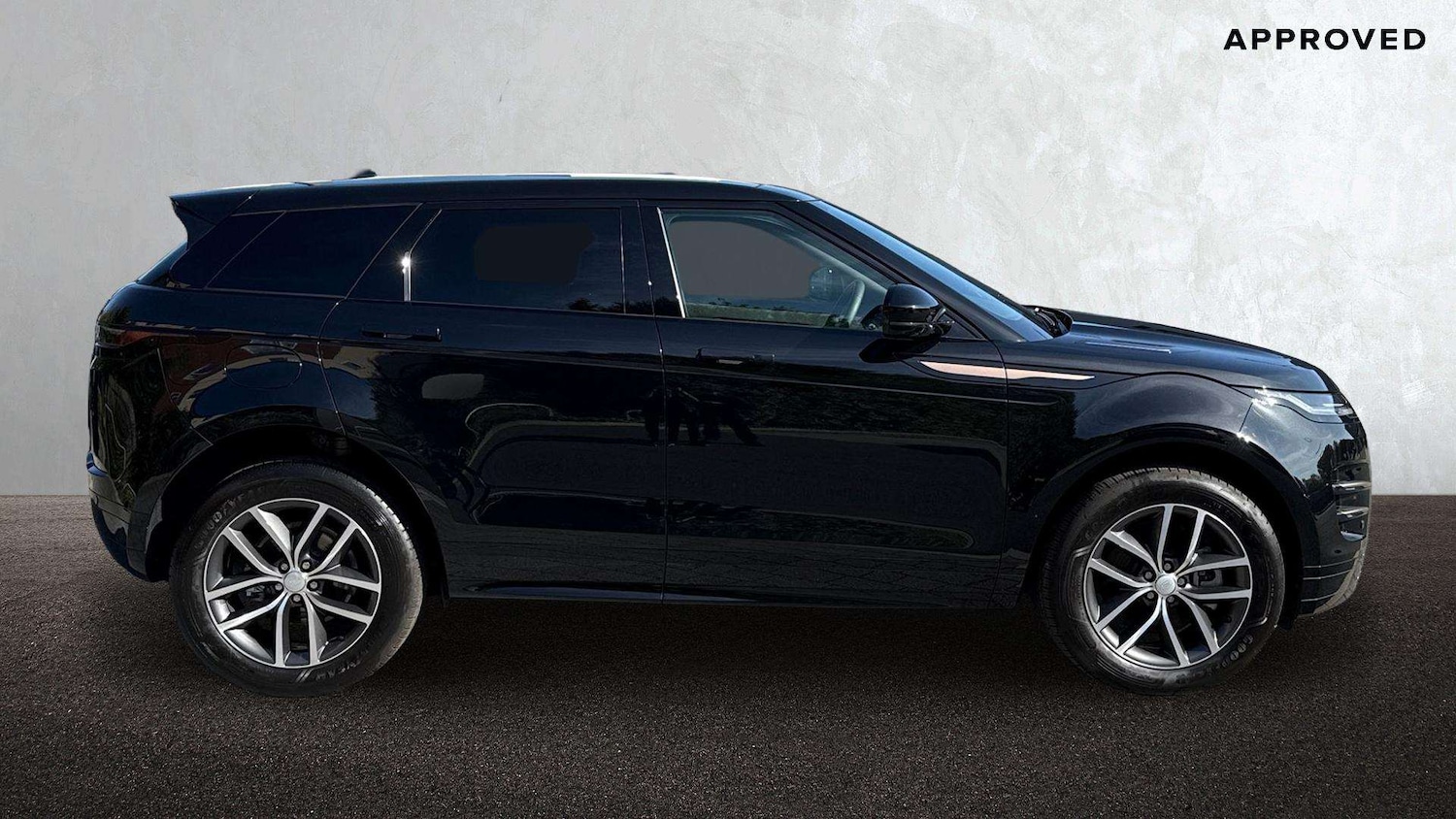 Used Land Rover Range Rover Evoque 2025 for sale - 76460306: Photo 5