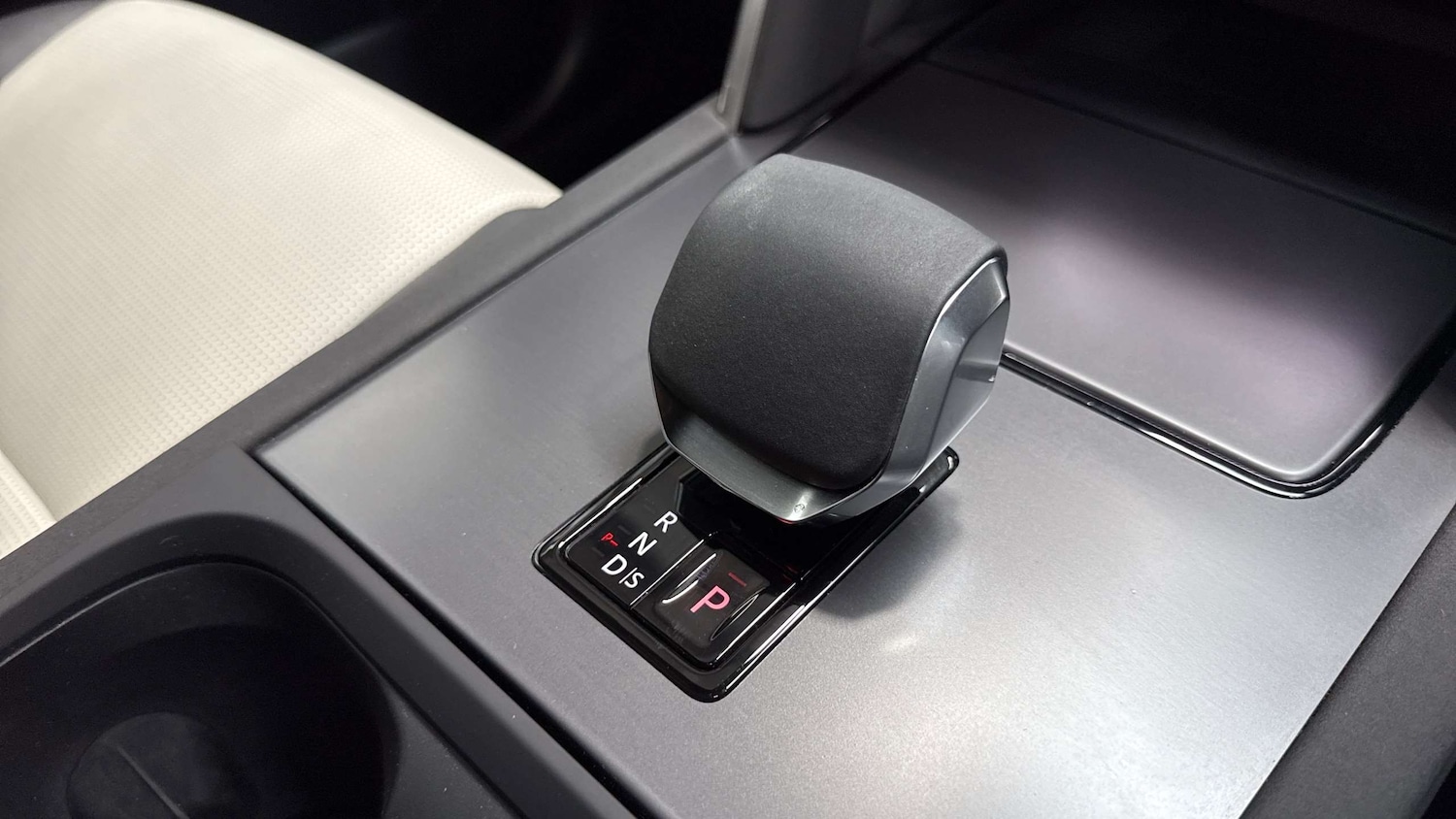 Used Land Rover Discovery Sport 2024 for sale - 76460341: Photo 13